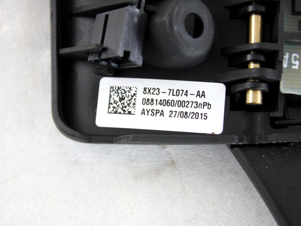 8X23-7L074-AA PALETTE COMANDI CAMBIO AUTOMATICO AL VOLANTE JAGUAR XE X760 2.0 D 132KW AUT 4P (2015) RICAMBIO USATO