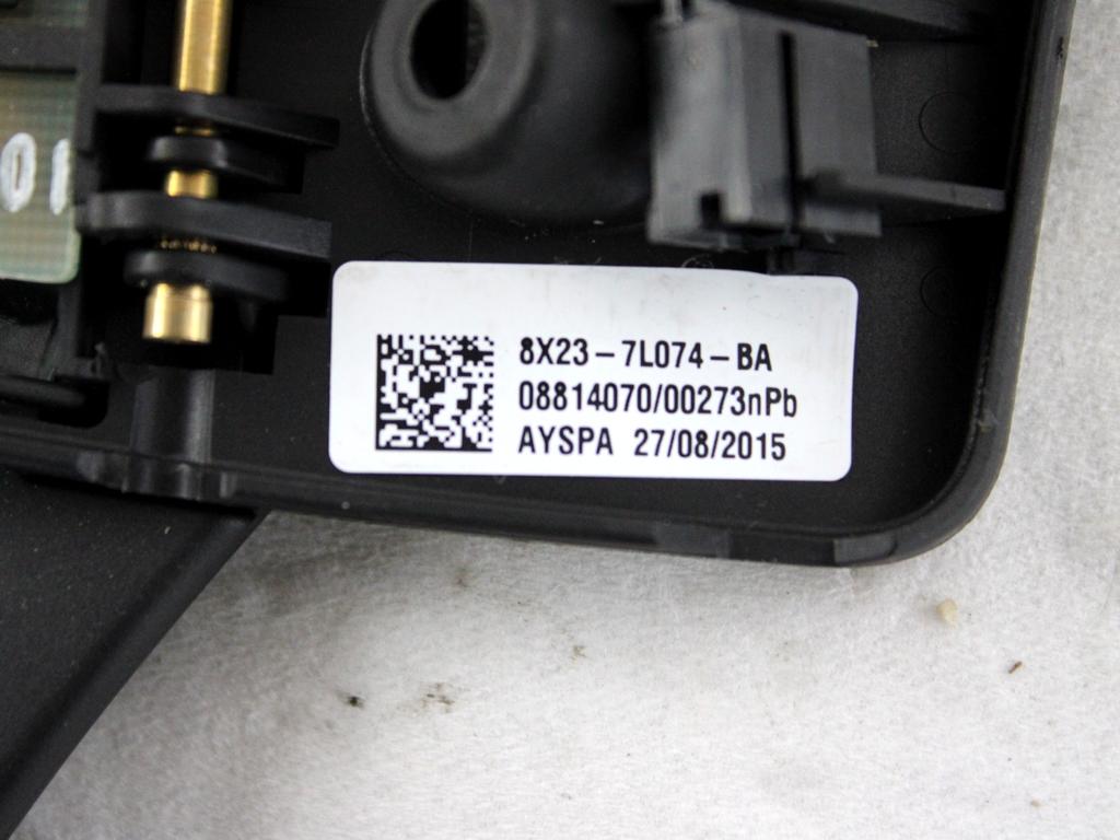 8X23-7L074-AA PALETTE COMANDI CAMBIO AUTOMATICO AL VOLANTE JAGUAR XE X760 2.0 D 132KW AUT 4P (2015) RICAMBIO USATO