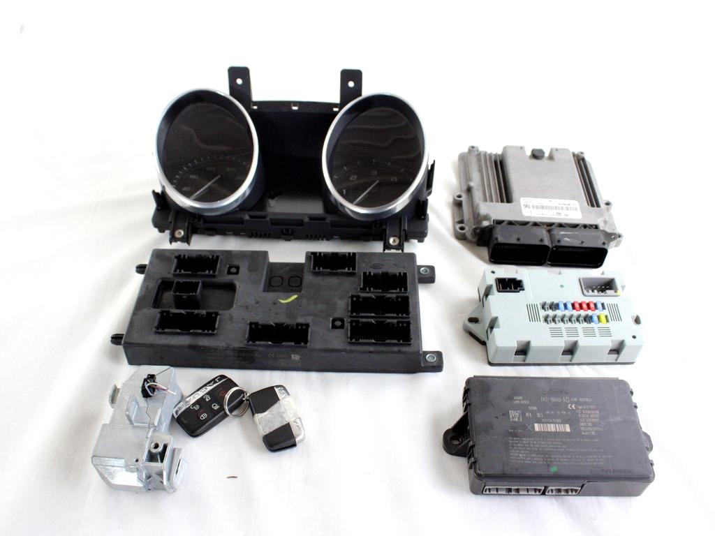GX73-12C520-FAF KIT ACCENSIONE AVVIAMENTO JAGUAR XE X760 2.0 D 132KW AUT 4P (2015) RICAMBIO USATO CON CENTRALINA MOTORE, QUADRO STRUMENTI CONTACHILOMETRI, CON BLOCCHETTI ACCENSIONE APERTURA CON CHIAVE T4N20222 FK72-19H440-AD
