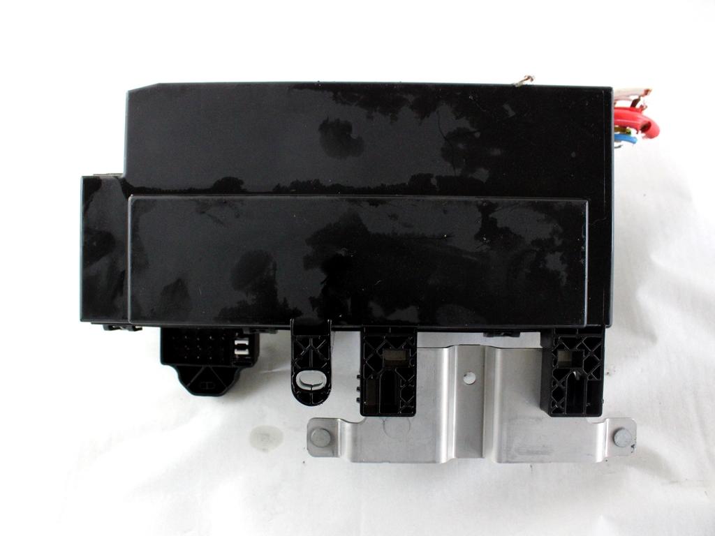 GX73-14A067-DB CENTRALINA FUSIBILIERA SCATOLA FUSIBILI RELÈ JAGUAR XE X760 2.0 D 132KW AUT 4P (2015) RICAMBIO USATO