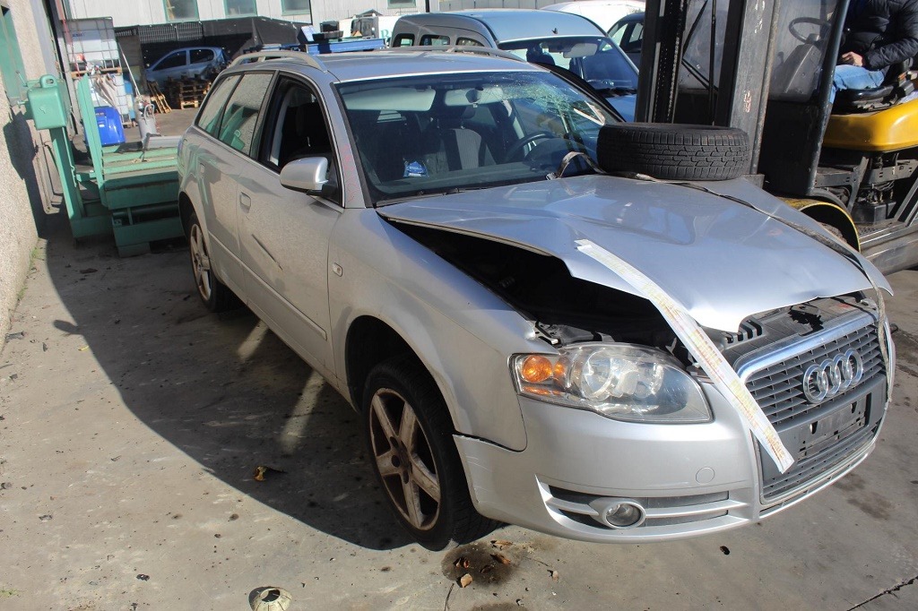 AUDI A4 SW 2.0 D 103KW 6M 5P (2005) RICAMBIO USATO 