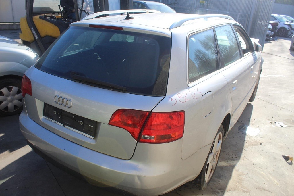 AUDI A4 SW 2.0 D 103KW 6M 5P (2005) RICAMBIO USATO 