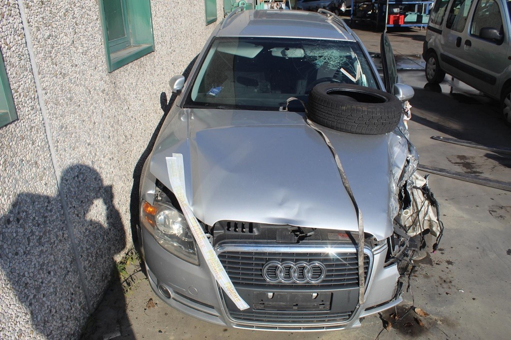 AUDI A4 SW 2.0 D 103KW 6M 5P (2005) RICAMBIO USATO 