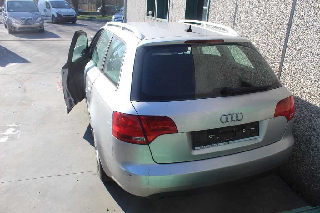 AUDI A4 SW 2.0 D 103KW 6M 5P (2005) RICAMBIO USATO 
