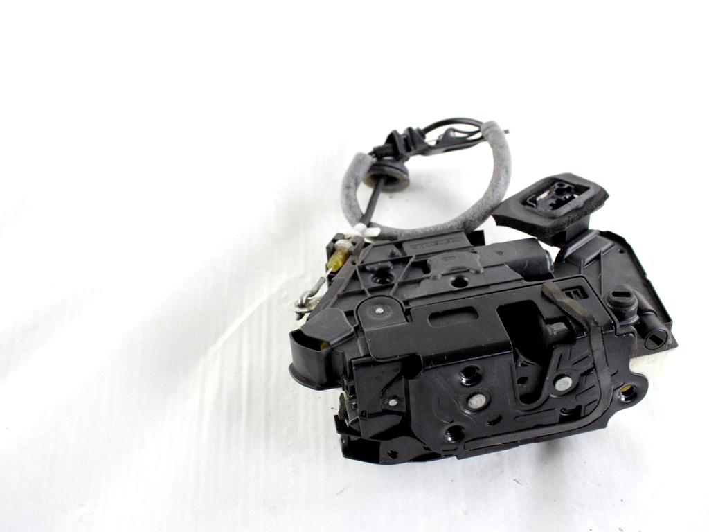 5K4839016Q CHIUSURA SERRATURA PORTA POSTERIORE DESTRA VOLKSWAGEN GOLF 7 2.0 D 110KW 6M 5P (2013) RICAMBIO USATO 