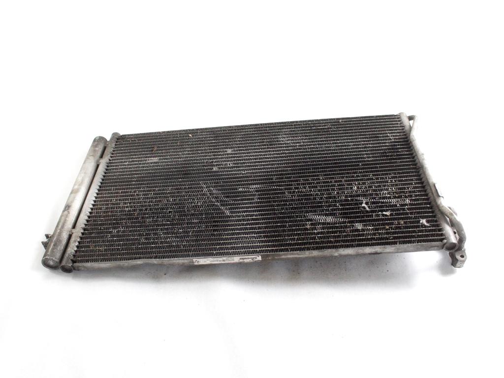 64539229021 CONDENSATORE RADIATORE CLIMATIZZATORE CLIMA A/C BMW SERIE 3 320D E92 2.0 D 135KW 6M 2P (2011) RICAMBIO USATO