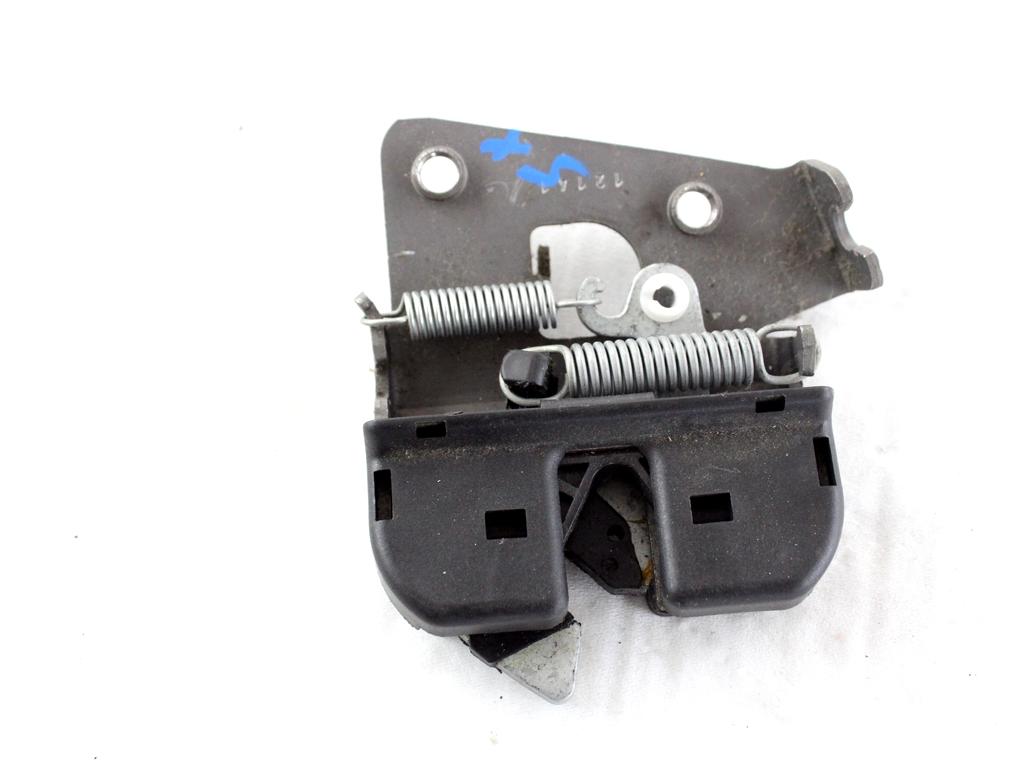 52207112863 AGGANCIO SERRATURA SEDILE POSTERIORE LATO SINISTRO BMW SERIE 3 320D E92 2.0 D 135KW 6M 2P (2011) RICAMBIO USATO