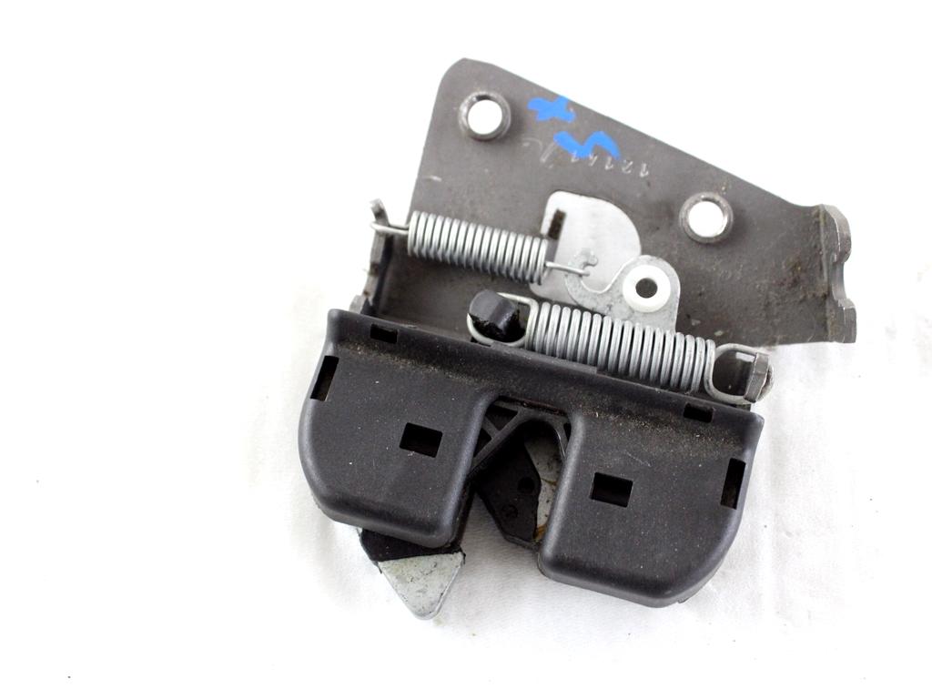 52207112863 AGGANCIO SERRATURA SEDILE POSTERIORE LATO SINISTRO BMW SERIE 3 320D E92 2.0 D 135KW 6M 2P (2011) RICAMBIO USATO