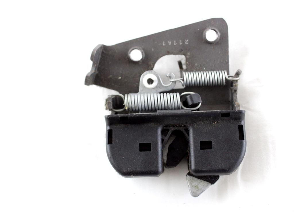 52207112864 AGGANCIO SERRATURA SEDILE POSTERIORE LATO DESTRO BMW SERIE 3 320D E92 2.0 D 135KW 6M 2P (2011) RICAMBIO USATO