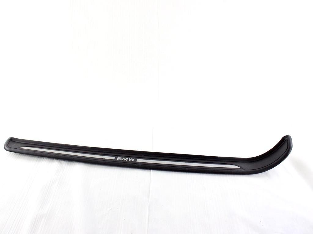 51477120763 RIVESTIMENTO PIEDI BATTITACCO LATO SINISTRO BMW SERIE 3 320D E92 2.0 D 135KW 6M 2P (2011) RICAMBIO USATO
