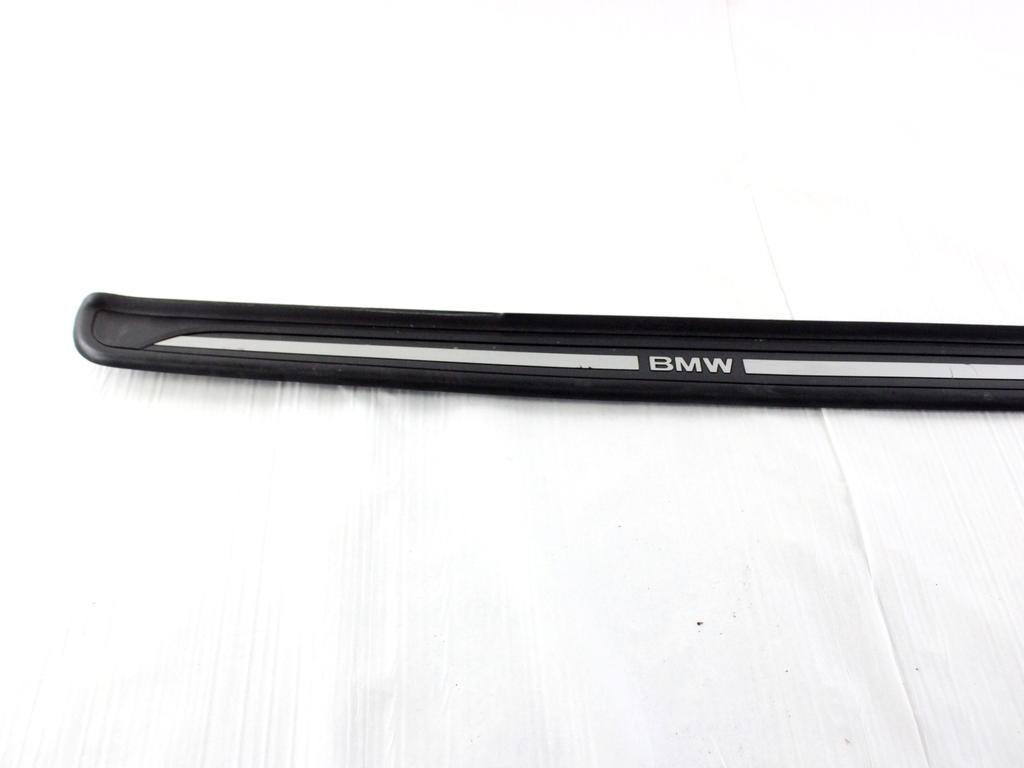 51477120763 RIVESTIMENTO PIEDI BATTITACCO LATO SINISTRO BMW SERIE 3 320D E92 2.0 D 135KW 6M 2P (2011) RICAMBIO USATO