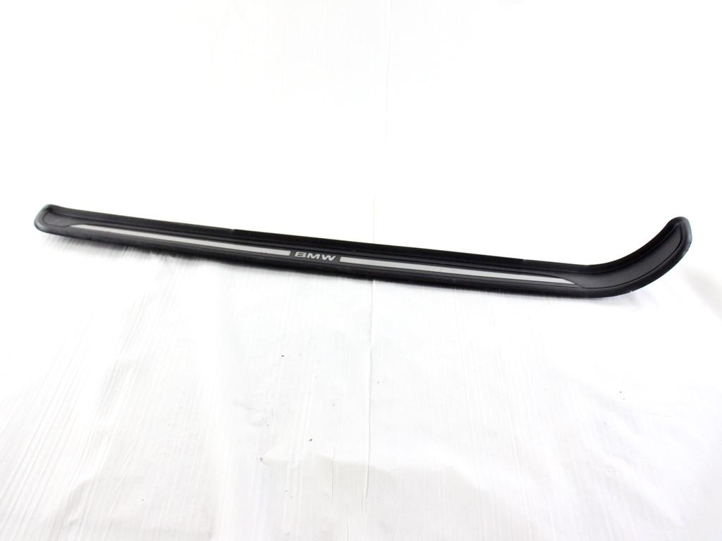 51477120763 RIVESTIMENTO PIEDI BATTITACCO LATO SINISTRO BMW SERIE 3 320D E92 2.0 D 135KW 6M 2P (2011) RICAMBIO USATO