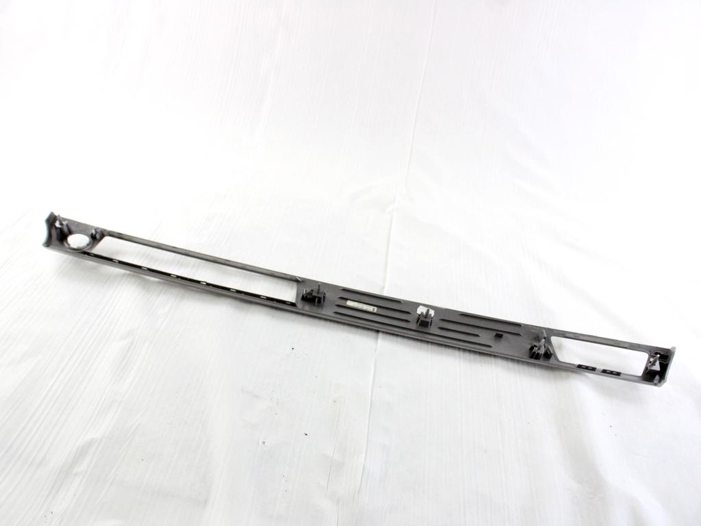 7132845 MODANATURA LISTELLO INTERNO CRUSCOTTO LATO DESTRO BMW SERIE 3 320D E92 2.0 D 135KW 6M 2P (2011) RICAMBIO USATO