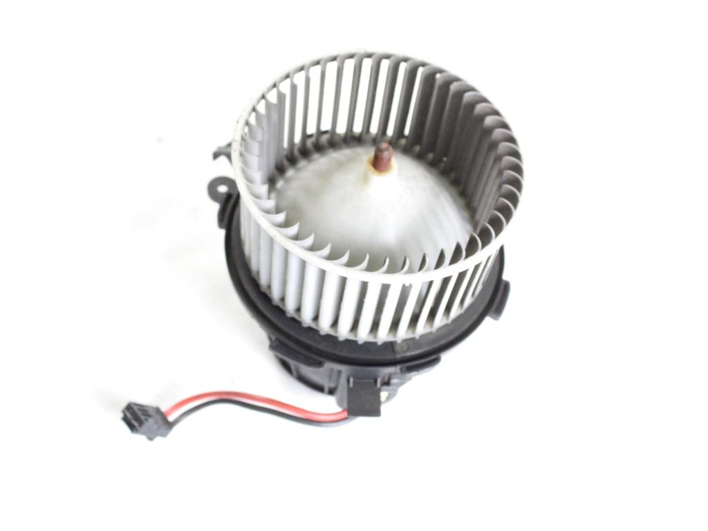 8T1820021 MOTORINO VENTOLA VENTILAZIONE ABITACOLO AUDI A5 SPORTBACK 2.0 D 130KW 4X4 5P AUT (2013) RICAMBIO USATO