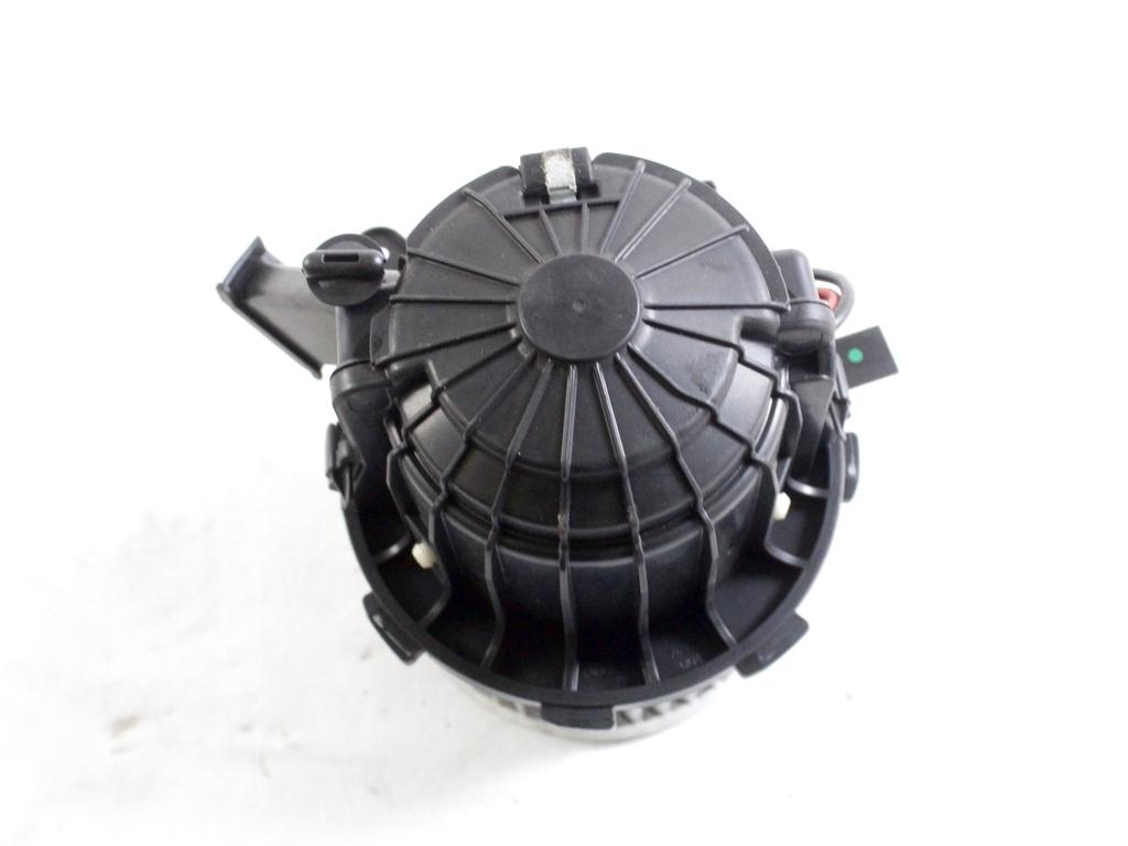 8T1820021 MOTORINO VENTOLA VENTILAZIONE ABITACOLO AUDI A5 SPORTBACK 2.0 D 130KW 4X4 5P AUT (2013) RICAMBIO USATO