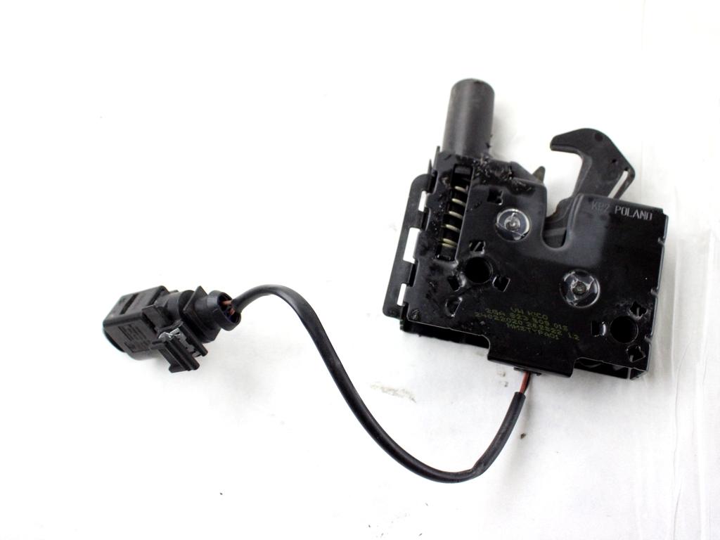 2GA823509 CHIUSURA SERRATURA COFANO ANTERIORE VOLKSWAGEN T-ROC 1.5 B 110KW AUT 5P (2020) RICAMBIO USATO 