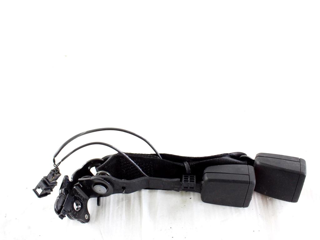 2GA857739MNB FIBBIA AGGANCIO CINTURA DI SICUREZZA POSTERIORE VOLKSWAGEN T-ROC 1.5 B 110KW AUT 5P (2020) RICAMBIO USATO 