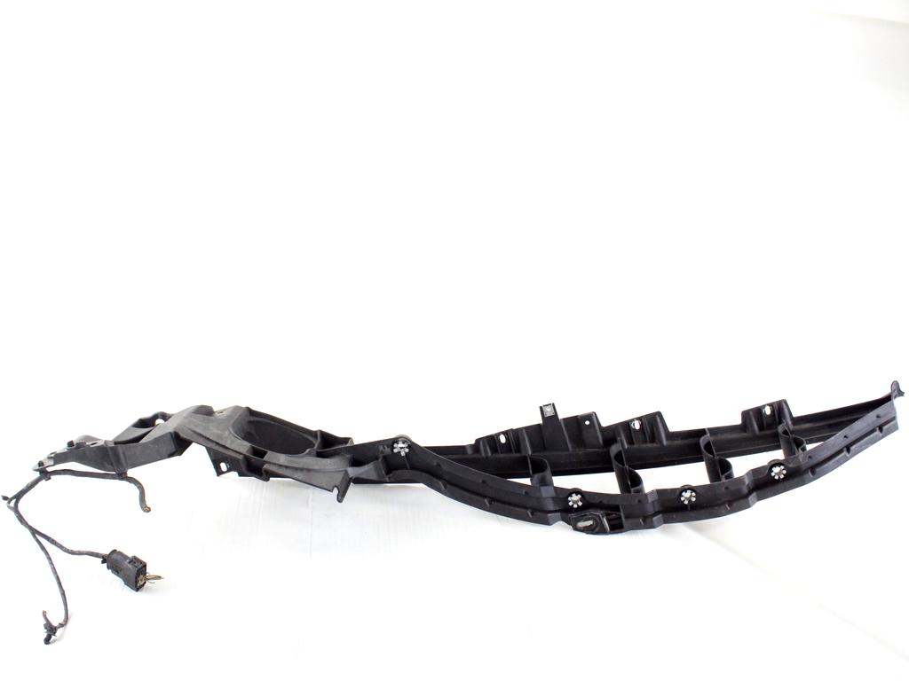 51127157990 SUPPORTO PARAFANGO ANTERIORE DESTRO BMW X5 E70 3.0 D 4X4 173KW AUT 5P (2007) RICAMBIO USATO
