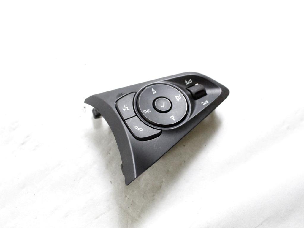 39172789 COMANDI AUTORADIO AL VOLANTE OPEL CORSA F 1.2 B 74KW 6M 5P (2022) RICAMBIO USATO 