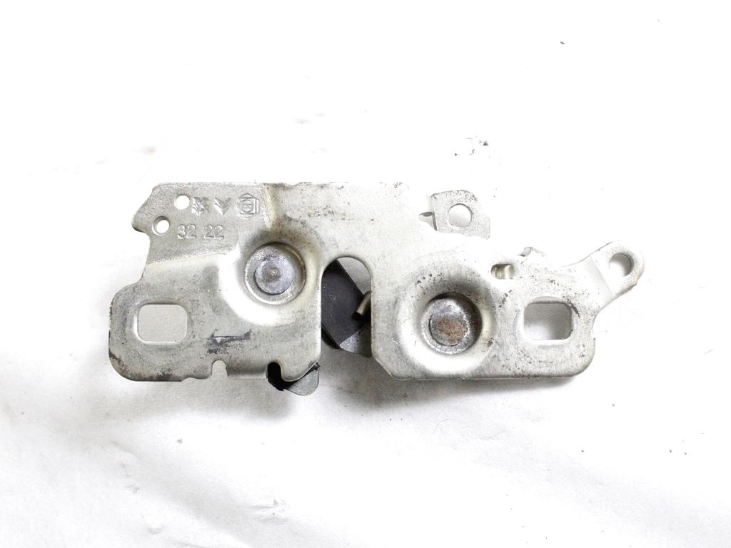 9822727580 CHIUSURA SERRATURA COFANO ANTERIORE OPEL CORSA F 1.2 B 74KW 6M 5P (2022) RICAMBIO USATO 