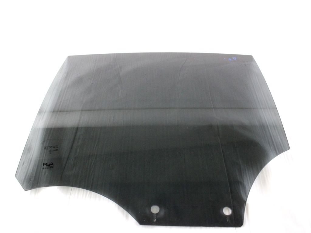 9823170480 VETRO SCENDENTE PORTA POSTERIORE SINISTRA OSCURATO OPEL CORSA F 1.2 B 74KW 6M 5P (2022) RICAMBIO USATO 