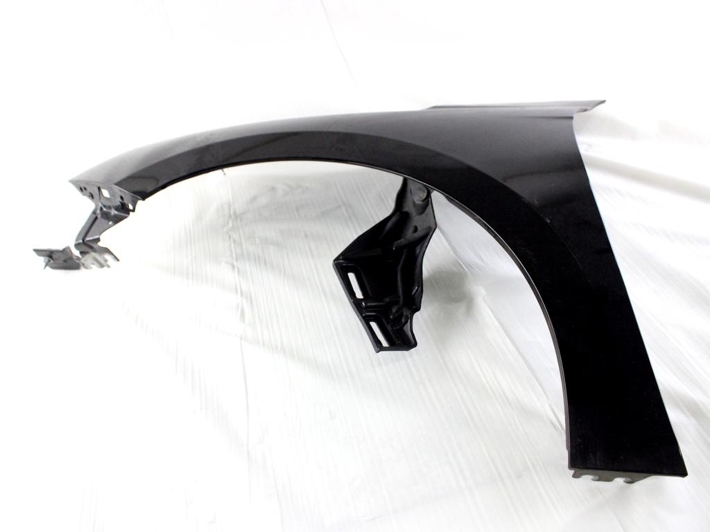 9829283280 PARAFANGO ANTERIORE SINISTRO OPEL CORSA F 1.2 B 74KW 6M 5P (2022) RICAMBIO USATO 
