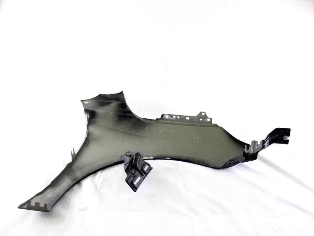 9829283280 PARAFANGO ANTERIORE SINISTRO OPEL CORSA F 1.2 B 74KW 6M 5P (2022) RICAMBIO USATO 