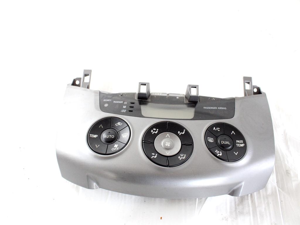 55900-42240 CENTRALINA GRUPPO DI COMANDO CLIMATIZZATORE CLIMA A/C AUTOMATICO TOYOTA RAV4 2.2 D 4X4 100KW 6M 5P (2008) RICAMBIO USATO 