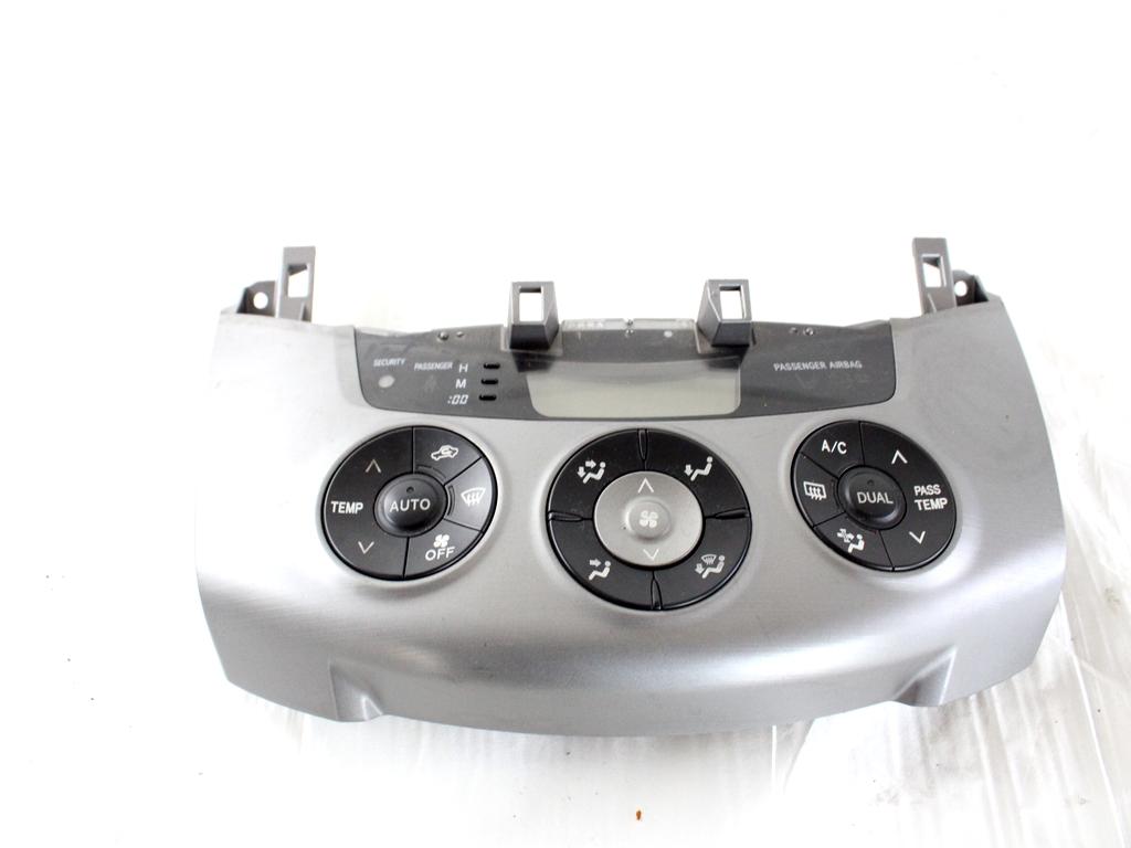 55900-42240 CENTRALINA GRUPPO DI COMANDO CLIMATIZZATORE CLIMA A/C AUTOMATICO TOYOTA RAV4 2.2 D 4X4 100KW 6M 5P (2008) RICAMBIO USATO 