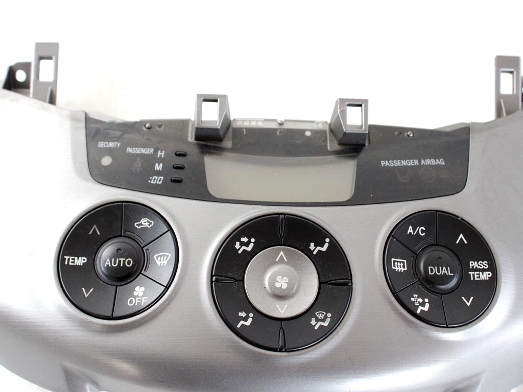 55900-42240 CENTRALINA GRUPPO DI COMANDO CLIMATIZZATORE CLIMA A/C AUTOMATICO TOYOTA RAV4 2.2 D 4X4 100KW 6M 5P (2008) RICAMBIO USATO 