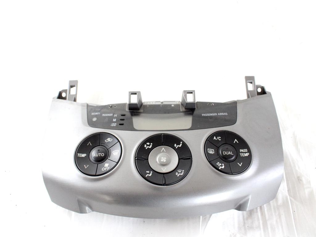 55900-42240 CENTRALINA GRUPPO DI COMANDO CLIMATIZZATORE CLIMA A/C AUTOMATICO TOYOTA RAV4 2.2 D 4X4 100KW 6M 5P (2008) RICAMBIO USATO 