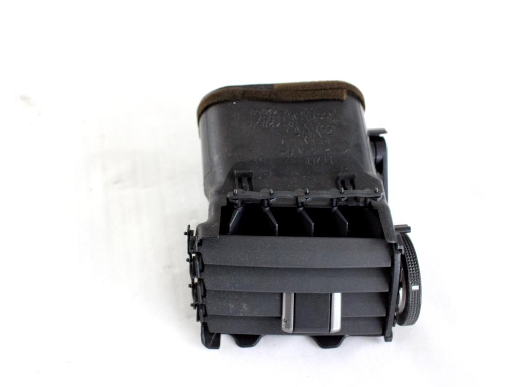55670-42050 BOCCHETTE AERAZIONE CENTRALI CRUSCOTTO TOYOTA RAV4 2.2 D 4X4 100KW 6M 5P (2008) RICAMBIO USATO 
