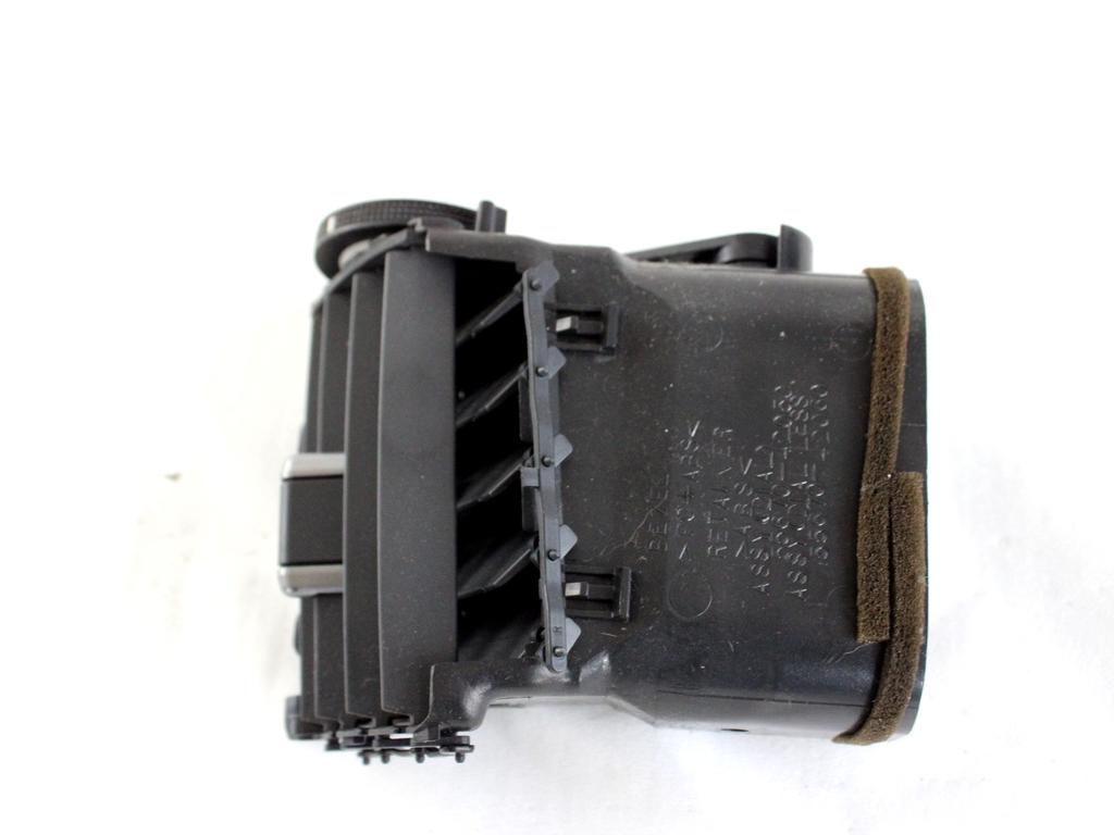 55670-42050 BOCCHETTE AERAZIONE CENTRALI CRUSCOTTO TOYOTA RAV4 2.2 D 4X4 100KW 6M 5P (2008) RICAMBIO USATO 