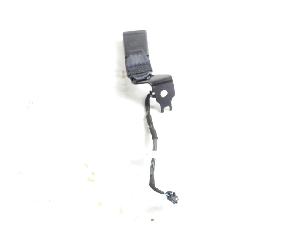 98265554XT AGGANCIO STAFFA CINTURA DI SICUREZZA POSTERIORE SINISTRA OPEL CORSA F 1.2 B 74KW 6M 5P (2022) RICAMBIO USATO 