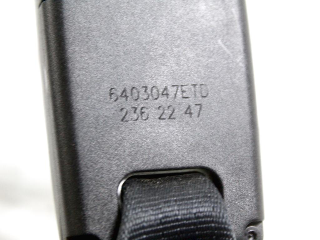 98265554XT AGGANCIO STAFFA CINTURA DI SICUREZZA POSTERIORE SINISTRA OPEL CORSA F 1.2 B 74KW 6M 5P (2022) RICAMBIO USATO 