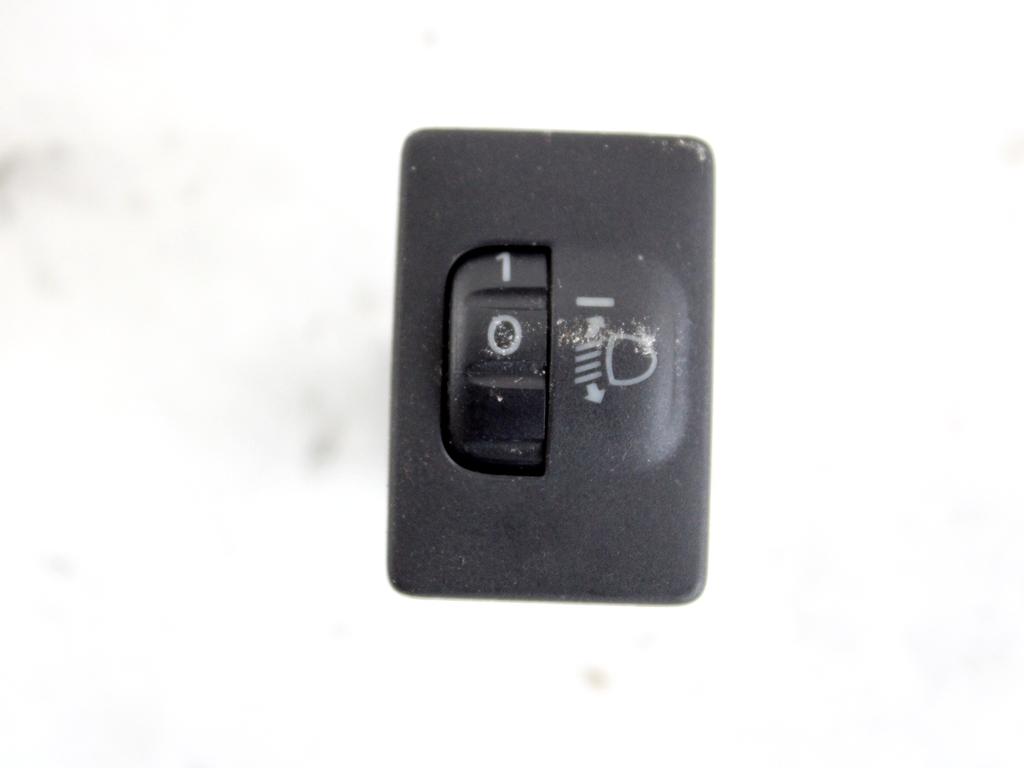 8411942020 COMANDO REGOLAZIONE ALTEZZA LUCI E FARI TOYOTA RAV4 2.2 D 4X4 100KW 6M 5P (2008) RICAMBIO USATO 