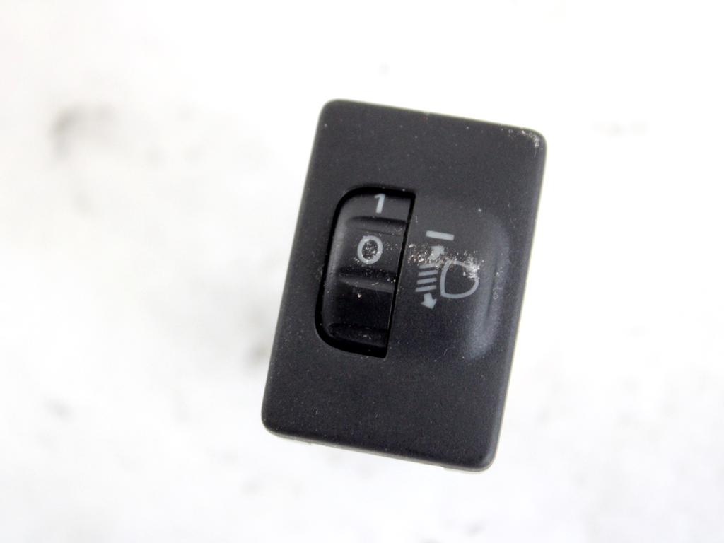 8411942020 COMANDO REGOLAZIONE ALTEZZA LUCI E FARI TOYOTA RAV4 2.2 D 4X4 100KW 6M 5P (2008) RICAMBIO USATO 