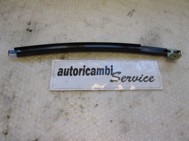 PROFILI BOCNEGA STEKLA  OEM N. 2117300219 ORIGINAL REZERVNI DEL MERCEDES CLASSE E W211 S211 BER/SW (03/2002 - 05/2006) DIESEL LETNIK 2004