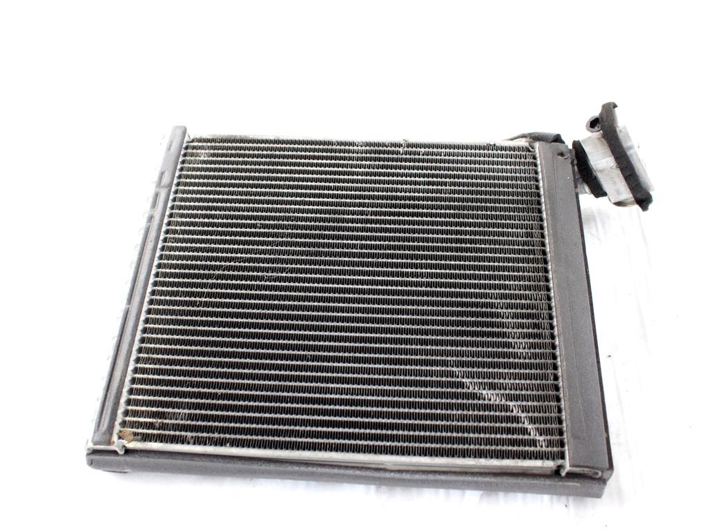 8850126211 EVAPORATORE RADIATORE CLIMATIZZATORE CLIMA A/C TOYOTA RAV4 2.2 D 4X4 100KW 6M 5P (2008) RICAMBIO USATO 