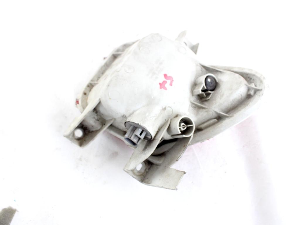 8145642010 FARO FANALE RETRONEBBIA POSTERIORE SINISTRO TOYOTA RAV4 2.2 D 4X4 100KW 6M 5P (2008) RICAMBIO USATO 