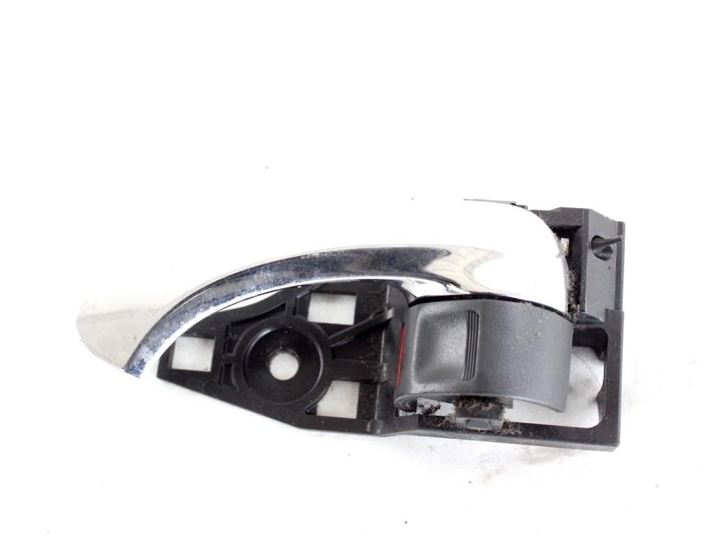 6920633100B0 MANIGLIA INTERNA PORTA ANTERIORE SINISTRA TOYOTA RAV4 2.2 D 4X4 100KW 6M 5P (2008) RICAMBIO USATO 
