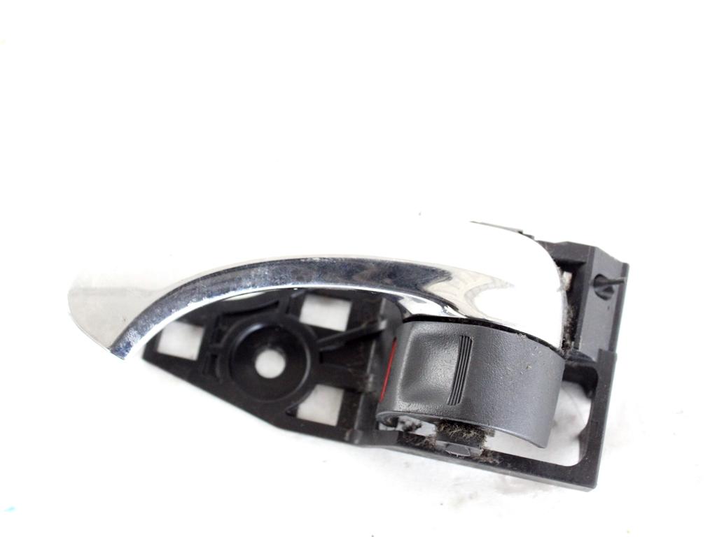 6920633100B0 MANIGLIA INTERNA PORTA ANTERIORE SINISTRA TOYOTA RAV4 2.2 D 4X4 100KW 6M 5P (2008) RICAMBIO USATO 