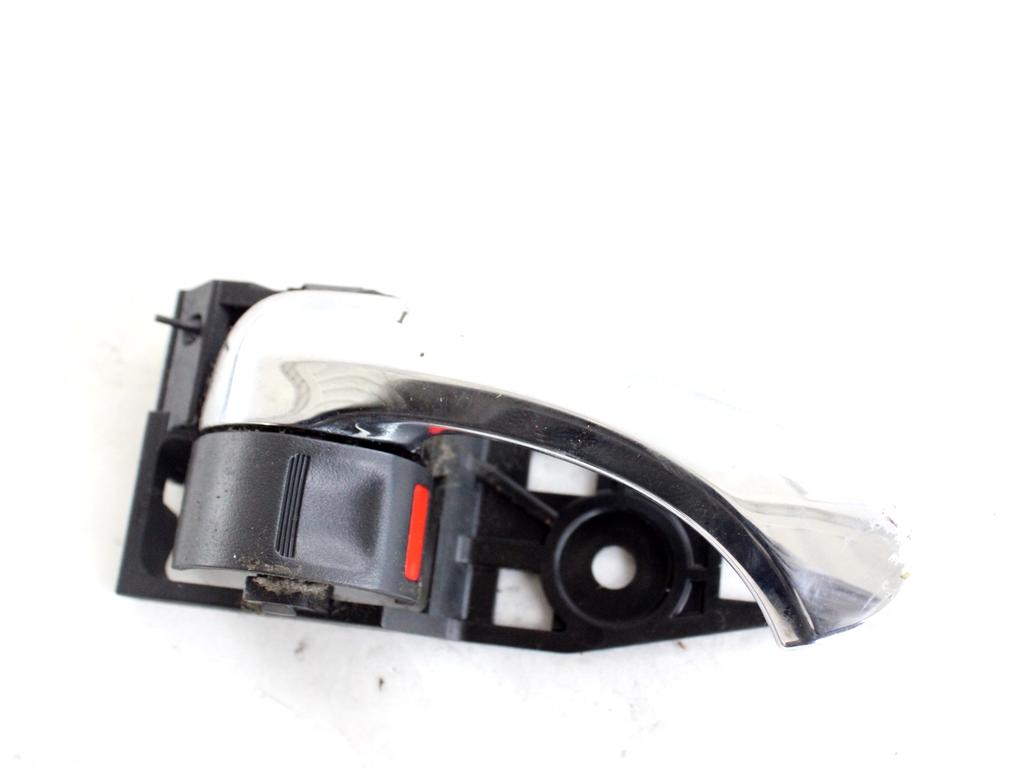 6920533090B0 MANIGLIA INTERNA PORTA ANTERIORE DESTRA TOYOTA RAV4 2.2 D 4X4 100KW 6M 5P (2008) RICAMBIO USATO 