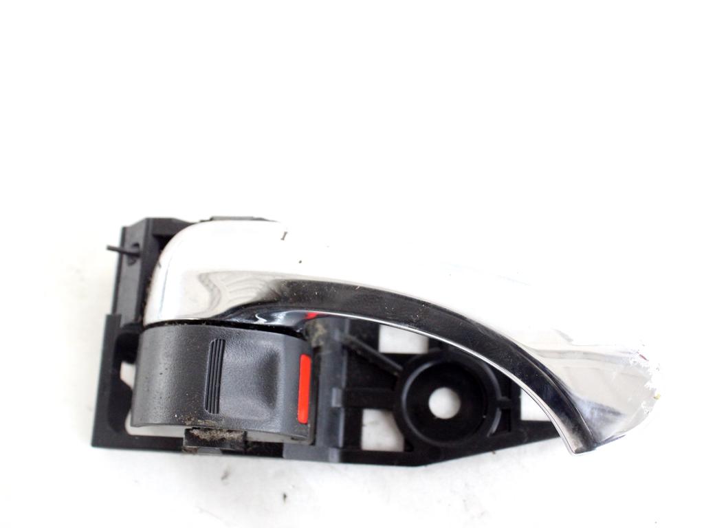 6920533090B0 MANIGLIA INTERNA PORTA ANTERIORE DESTRA TOYOTA RAV4 2.2 D 4X4 100KW 6M 5P (2008) RICAMBIO USATO 