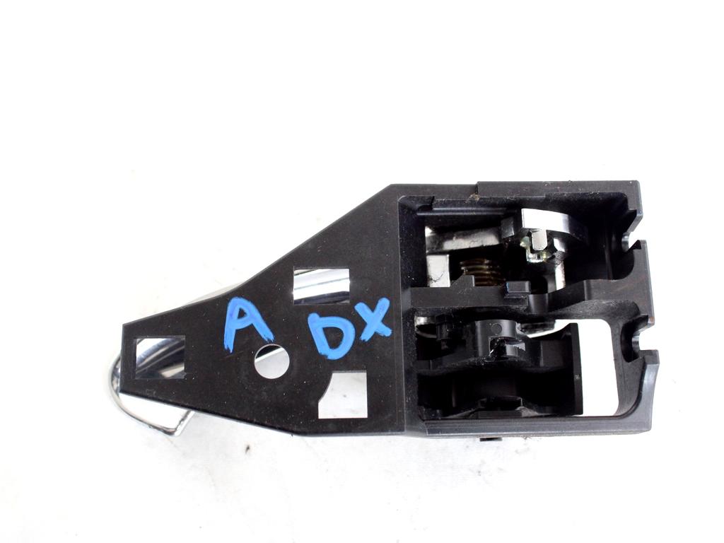 6920533090B0 MANIGLIA INTERNA PORTA ANTERIORE DESTRA TOYOTA RAV4 2.2 D 4X4 100KW 6M 5P (2008) RICAMBIO USATO 