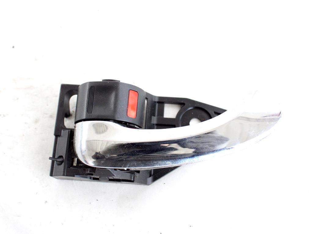 6920633100B0 MANIGLIA INTERNA PORTA POSTERIORE SINISTRA TOYOTA RAV4 2.2 D 4X4 100KW 6M 5P (2008) RICAMBIO USATO 