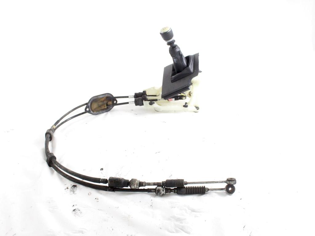 3353042072 LEVA CUFFIA CORDE CAMBIO MANUALE TOYOTA RAV4 2.2 D 4X4 100KW 6M 5P (2008) RICAMBIO USATO 
