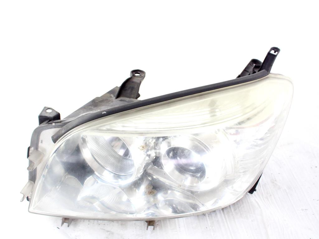 8117042311 FARO FANALE ANTERIORE SINISTRO TOYOTA RAV4 2.2 D 4X4 100KW 6M 5P (2008) RICAMBIO USATO 