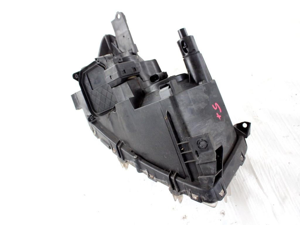 8117042311 FARO FANALE ANTERIORE SINISTRO TOYOTA RAV4 2.2 D 4X4 100KW 6M 5P (2008) RICAMBIO USATO 