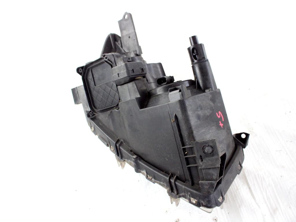 8117042311 FARO FANALE ANTERIORE SINISTRO TOYOTA RAV4 2.2 D 4X4 100KW 6M 5P (2008) RICAMBIO USATO 